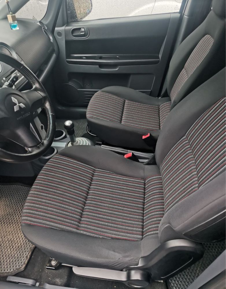 Mitsubishi Colt 2008  Митсубиси Кольт 2008 рік