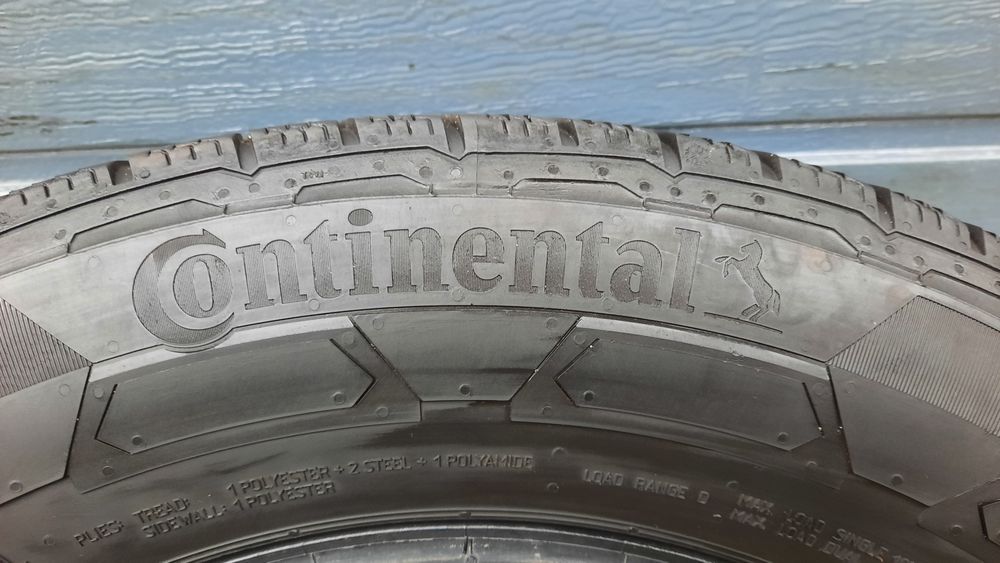 Continental 215/65 R16 C VanContact Winter