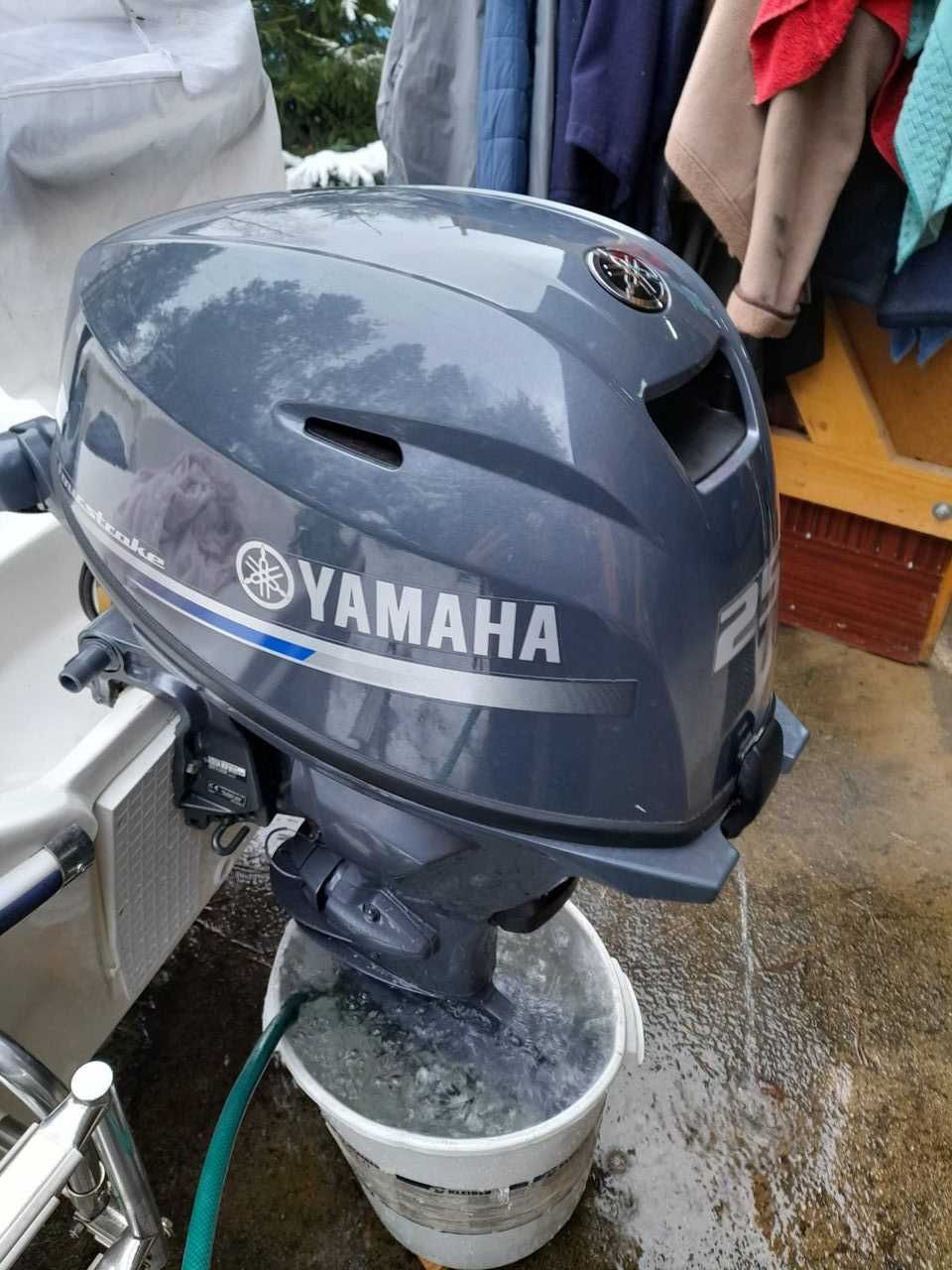 Yamaha 25 silnik zaburtowy