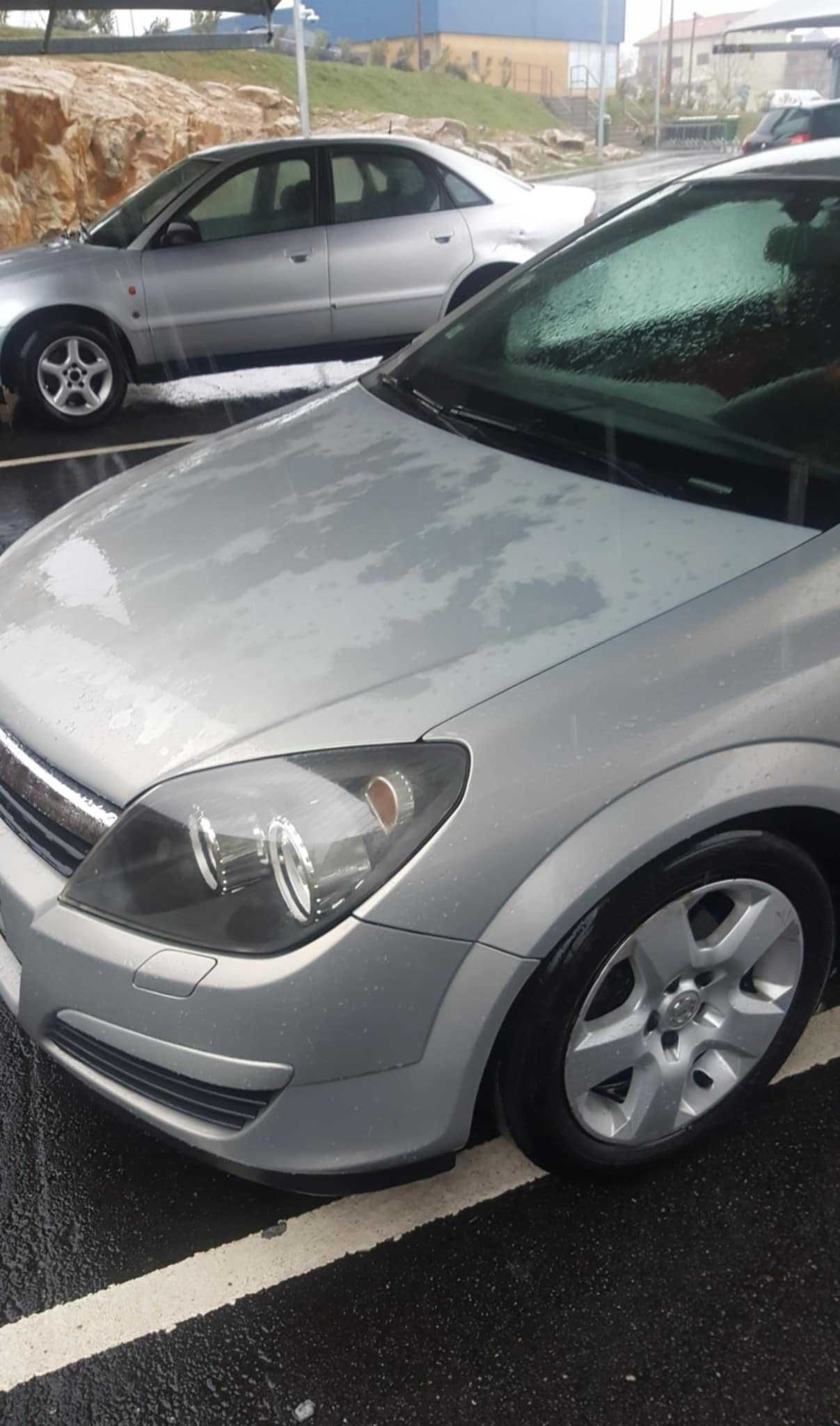Opel astra 2006.