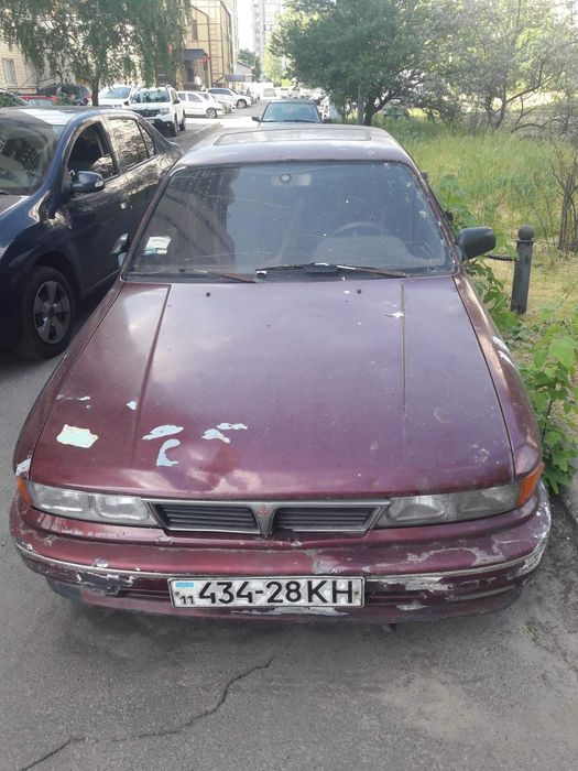 Двигатель мотор головка GALANT митсубиши галант  6. 8