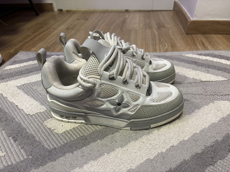 Louis Vuitton skate Grey