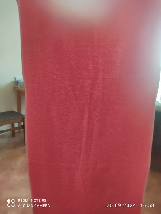 Полотенца новые,белые.