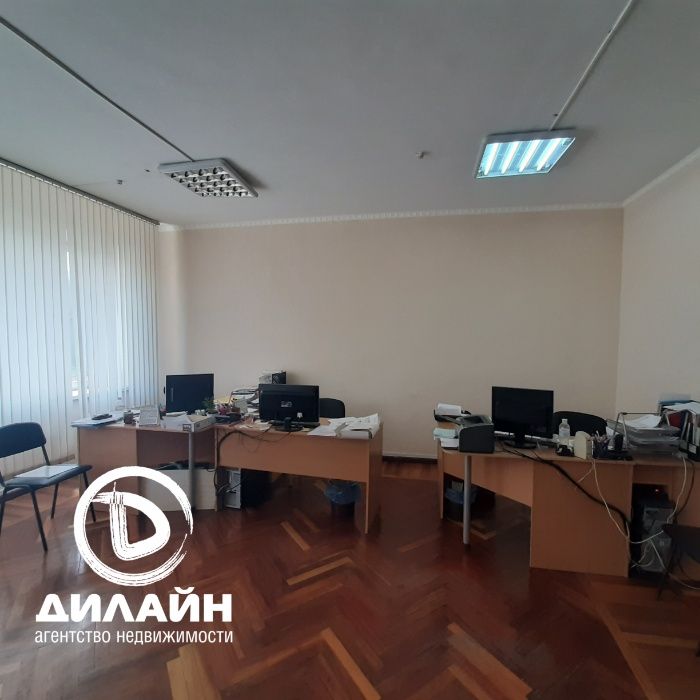 5-ти этажный офисно-торговый комплекс в центре города