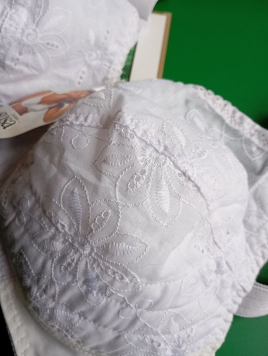 Новий бюстгальтер білий 90D,  95E/XXXL