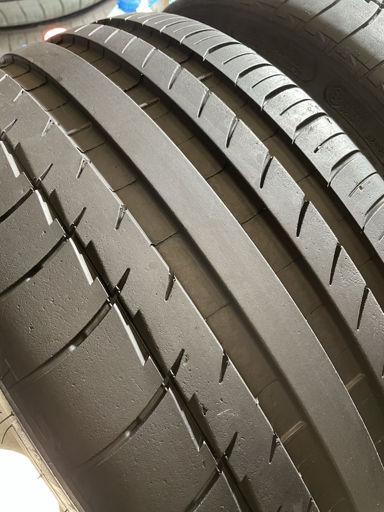 235/35 R19 Michelin PilotSport