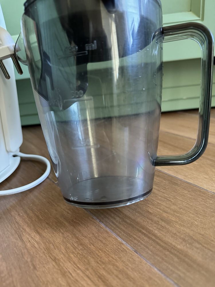 Соковижималка Philips HR1855/80 800Вт