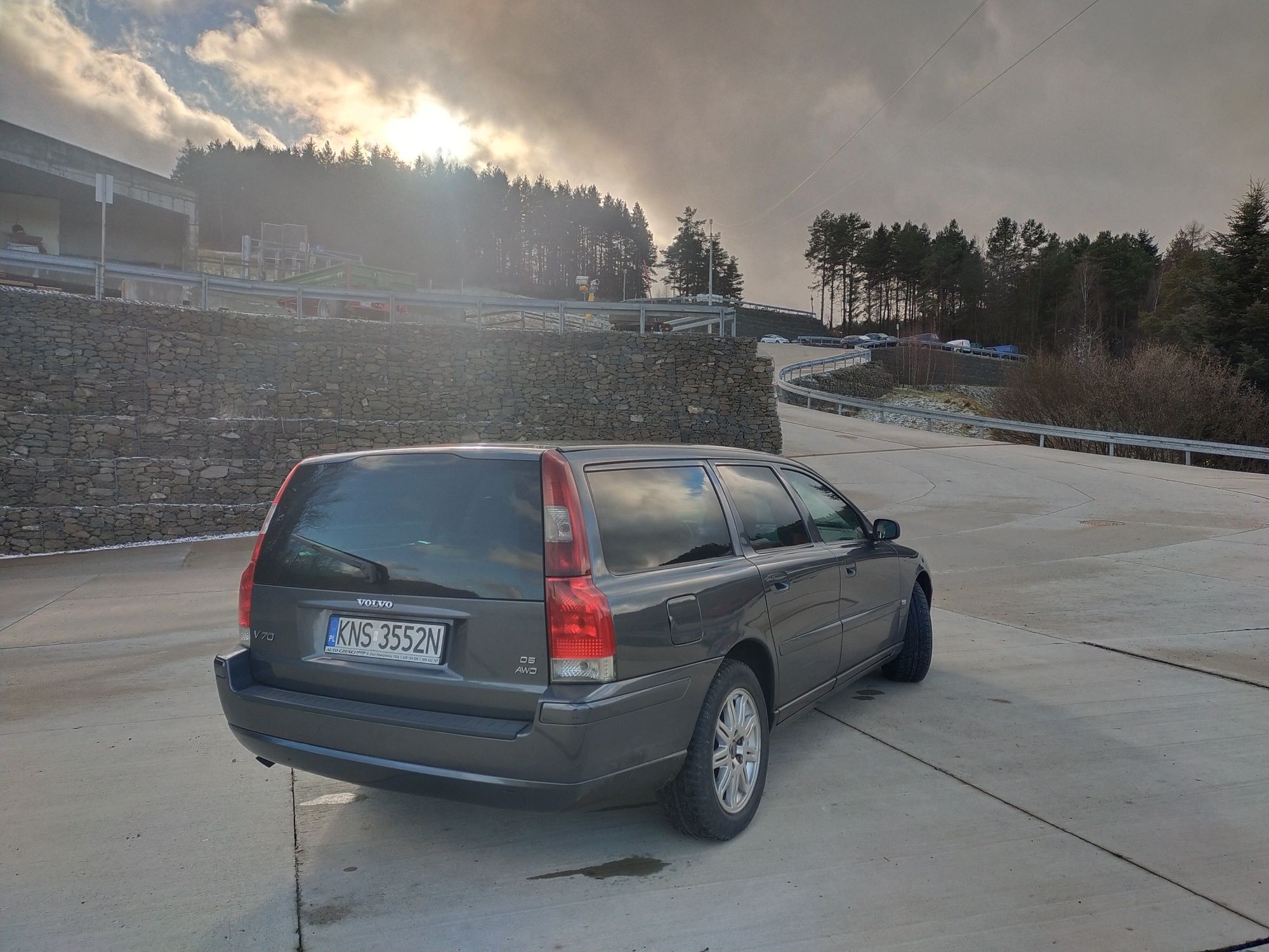 VOLVO V70 D5 AWD 4×4