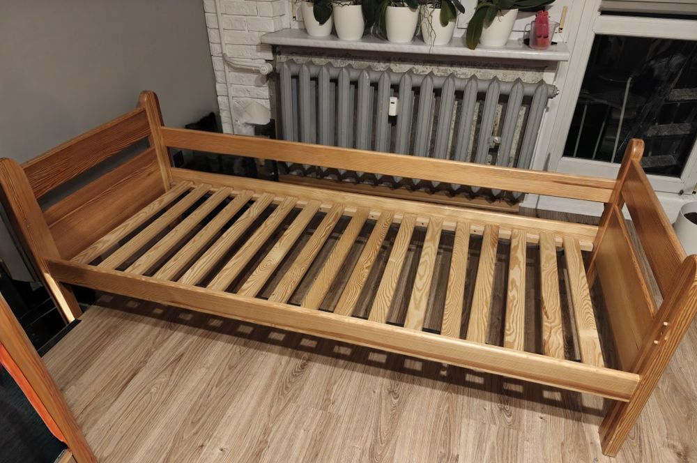 Łóżko drewniane 80x200