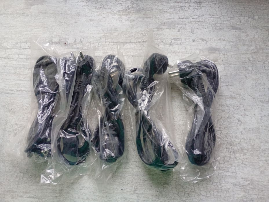 Продам коммутаторы (маршрутизаторы)