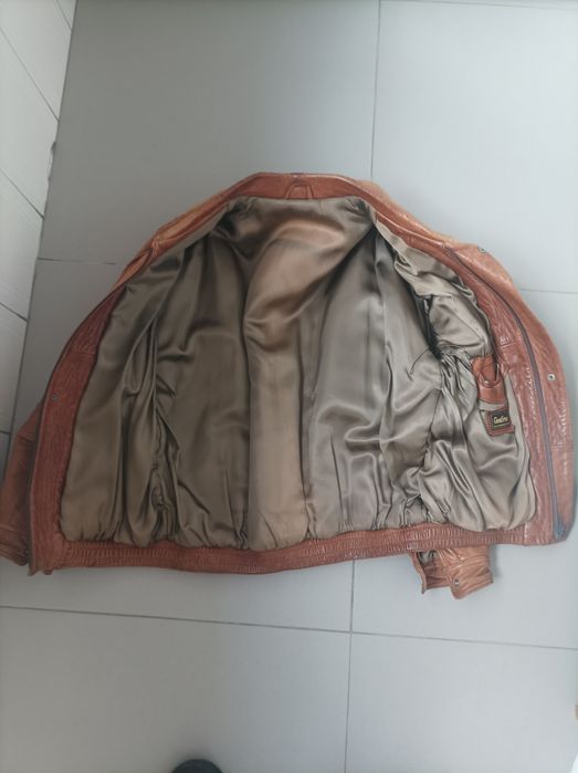 Casacos em pele genuína