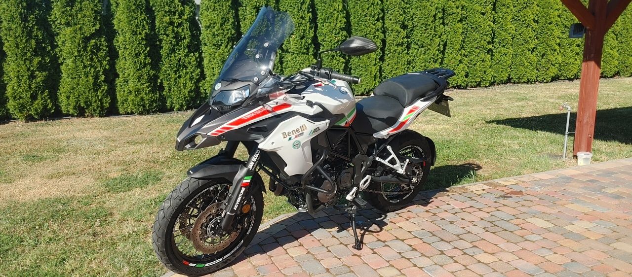 Benelli trk 502x niski przebieg