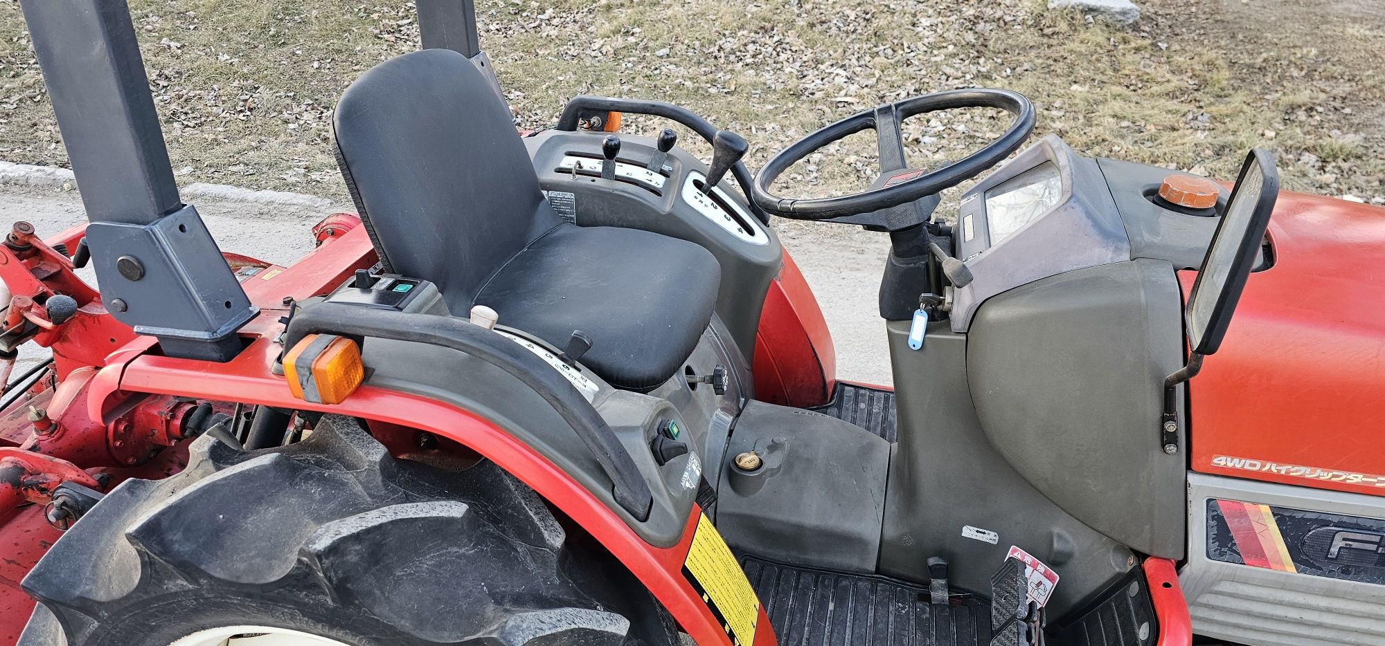 Японський Мінітрактор Трактор  Yanmar F 230