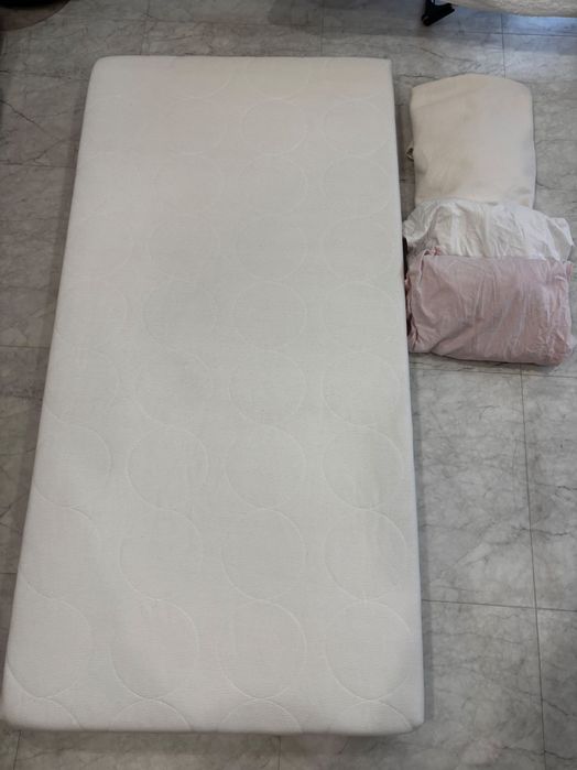 Materac do łóżeczka Ikea protector prześcieradła gratis