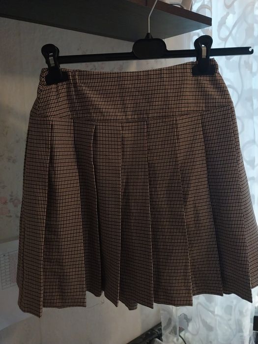 Костюм для дівчат. Спідниця + жилет.