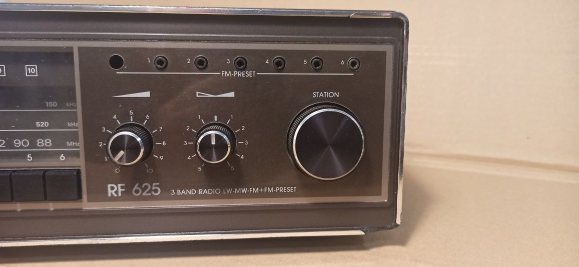 Radio Grundig RF 625