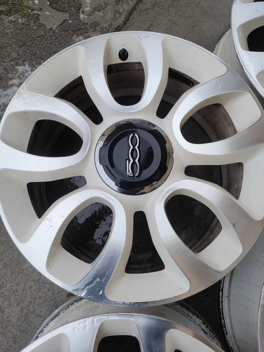 Fiat 500 L  17 cali 7Jx17h2 ET 41