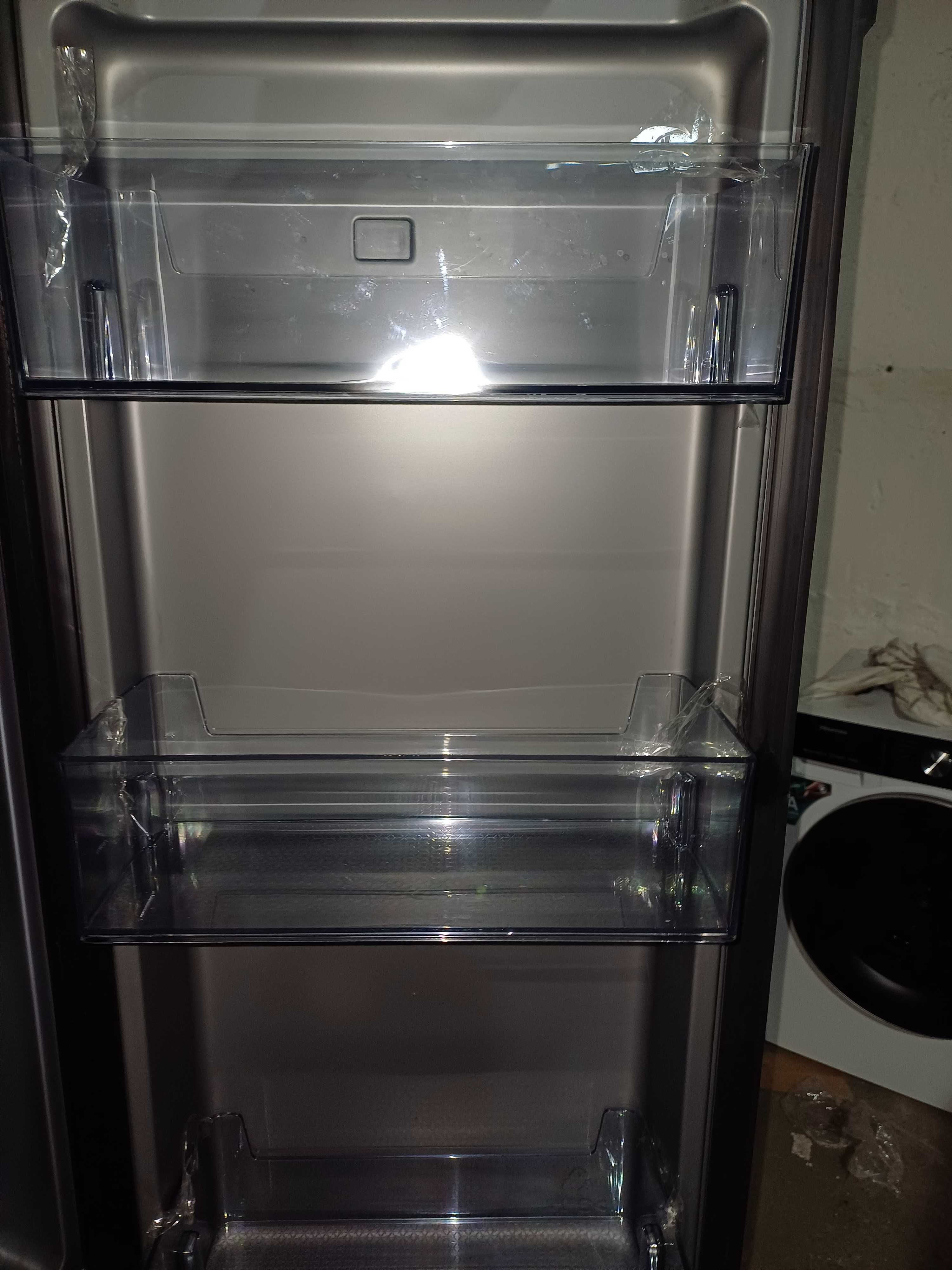 Холодильник  Hisense RQ760N4AIF (178 см) з Європи