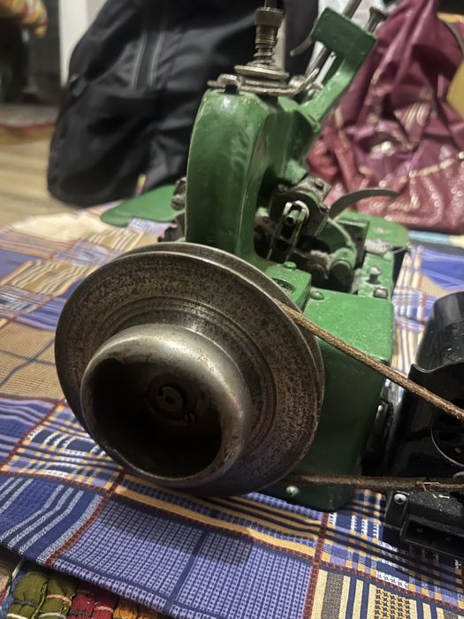 Оверлок швейный Оверлок