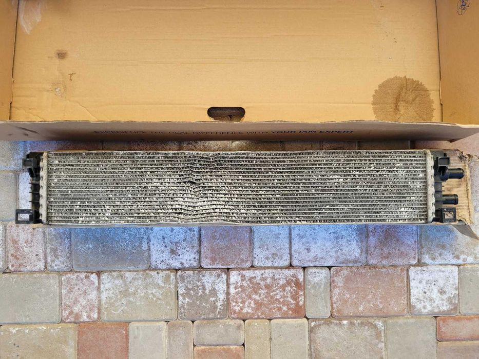 Радіатор інтеркулера 8w0145804a для Audi A4 B9, S4, A5, S5