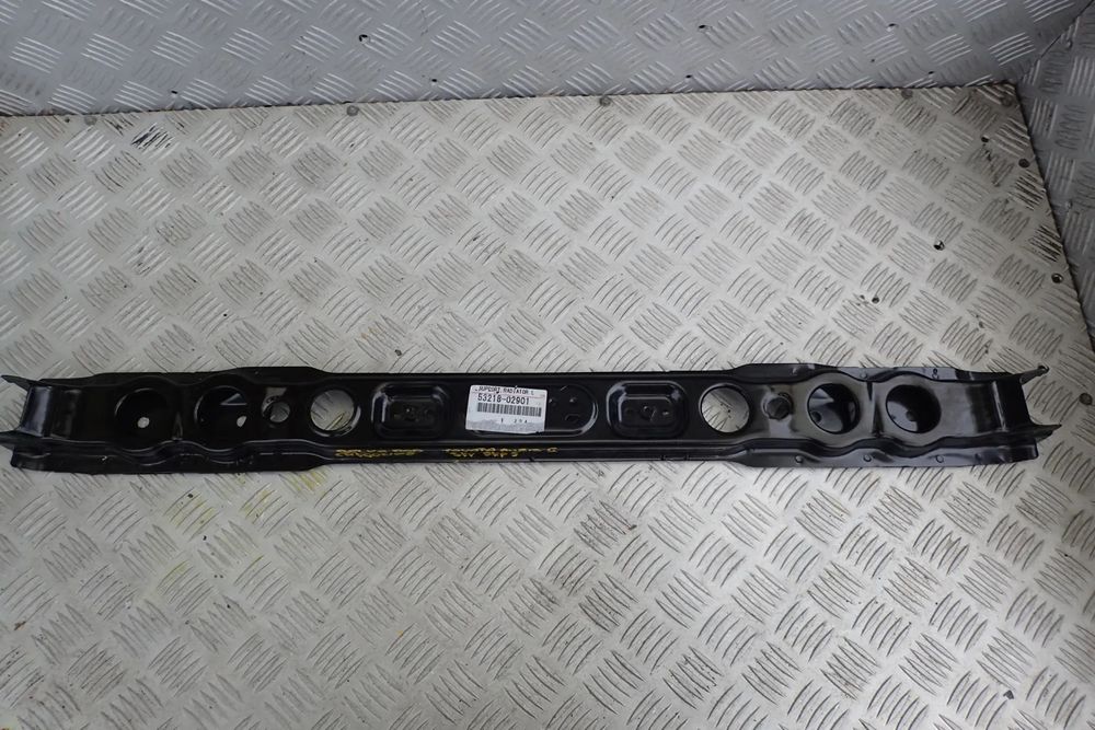 BELKA POD CHŁODNICE TOYOTA AURIS II 53218-02901