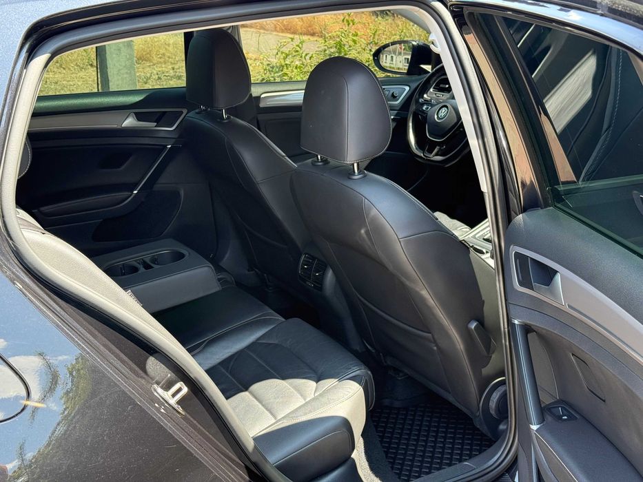 Продам VOLKSWAGEN e-Golf 24кв Електро