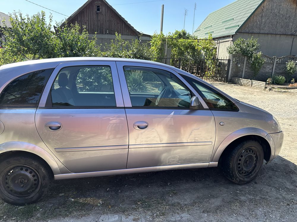 Продам автомобиль Opel Meriva