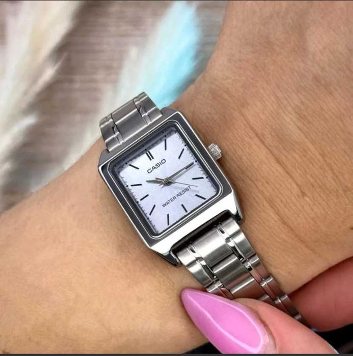 Женские часы Casio LTP-V007D-2E — элегантный стиль каждый день