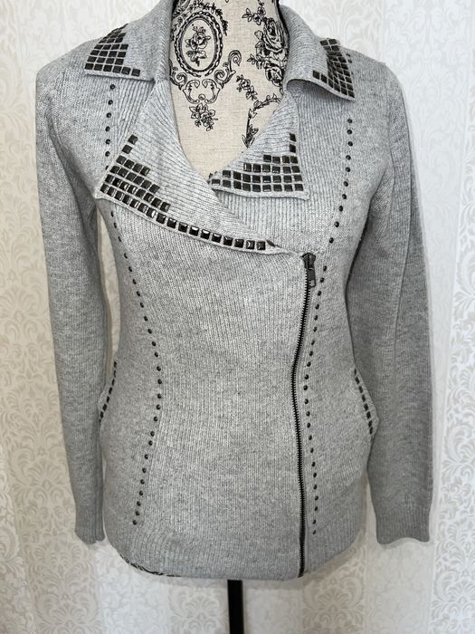 Светер жіночий Objact, розмір М