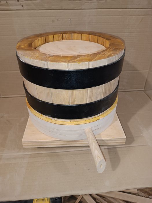 Бочка деревянная для маслопресса 5,5 литра