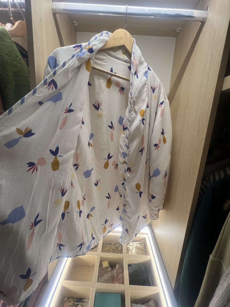 Продам підкаж The coat