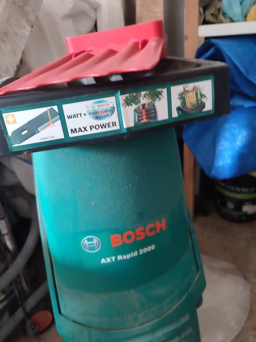 Triturador de Jardinagem Bosch Axt Rápid 2000 Eléctrico