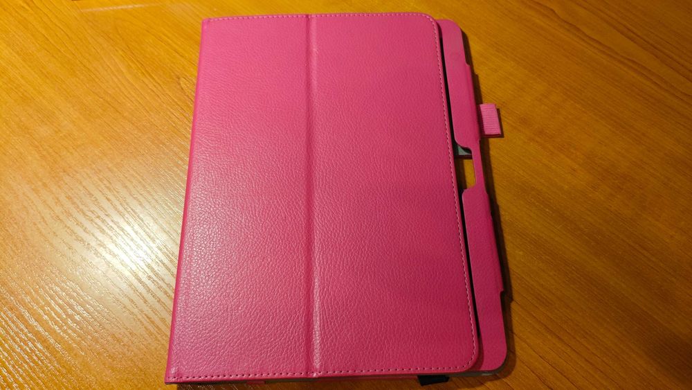 Продается чехол для планшета Asus T102HA.