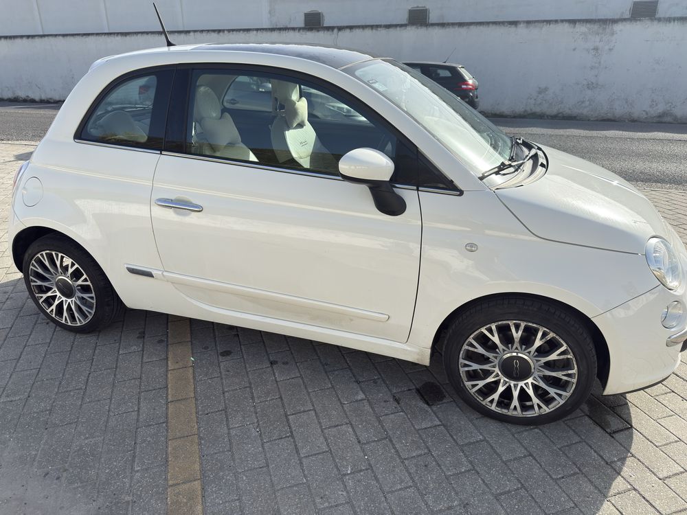 Fiat 500 a gasolina com 1200cc