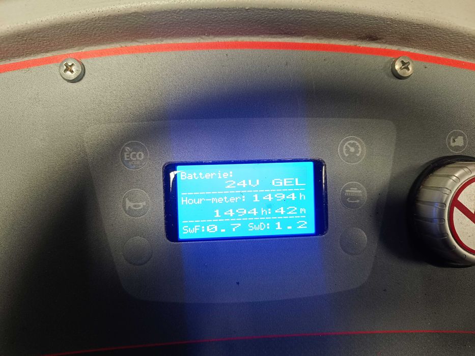 Szorowarka /Maszyna czyszcząca Comac  Innowa 75B