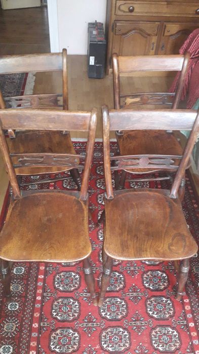 Zestaw 4 rustykalnych krzeseł do jadalni Windsor Anglia