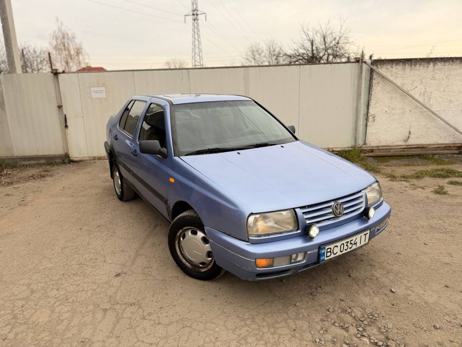 Volkswagen Vento 1.8 газ/бензин