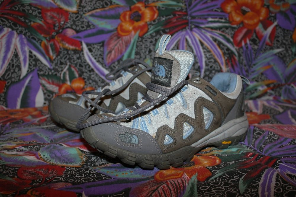 Женские кроссовки для походов The Nort Face,GORE-TEX,Vibram,37 р,стель