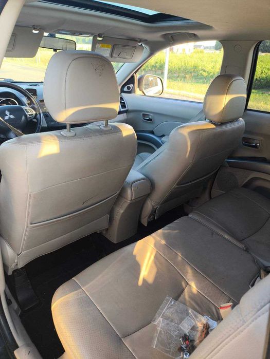 Mitsubishi Outlander XL, 2010р  для військових