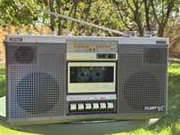 Продам магнитолу SONY CFS-V1