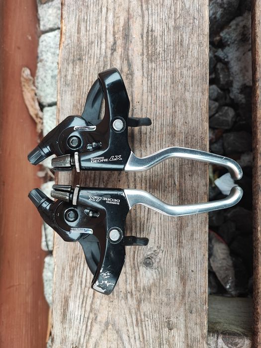 Klamkomanetki rowerowe Shimano Deore LX M560 3x7 canti Retro MTB