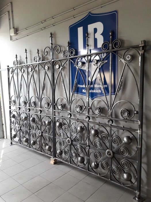 Balustrada kuta , kowalstwo artystyczne