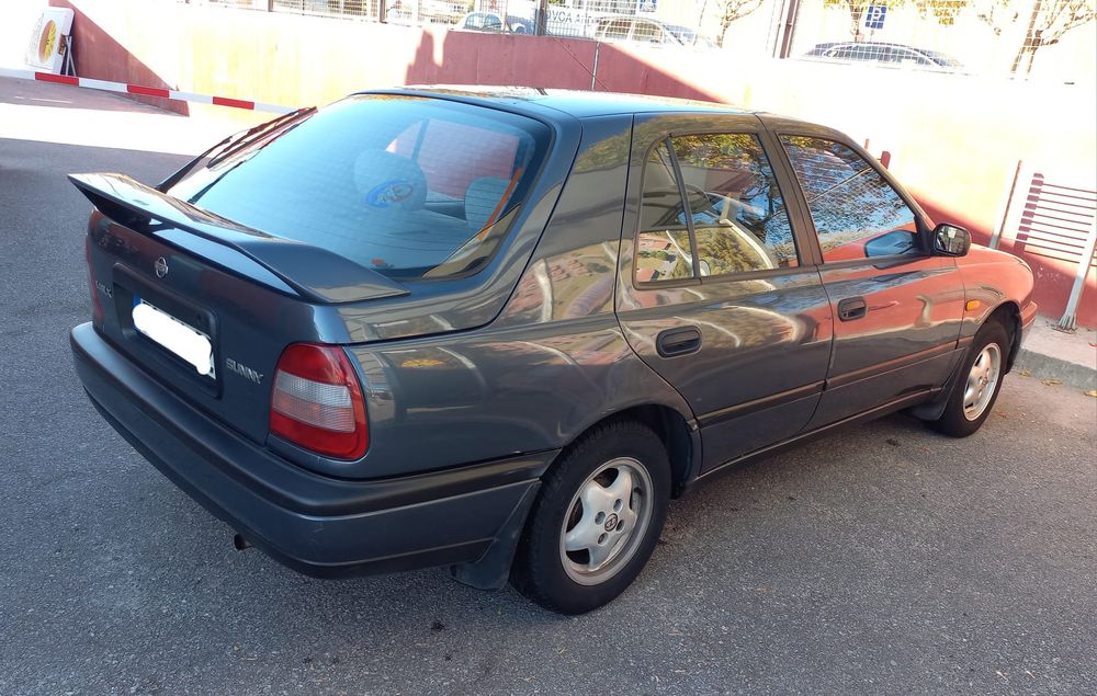 Nissan Sunny Impéc