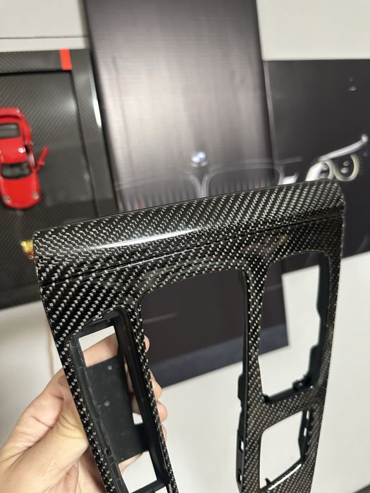 Декор, площадка акпп bmw f15/16/85/86/ x5m, x6m Carbon