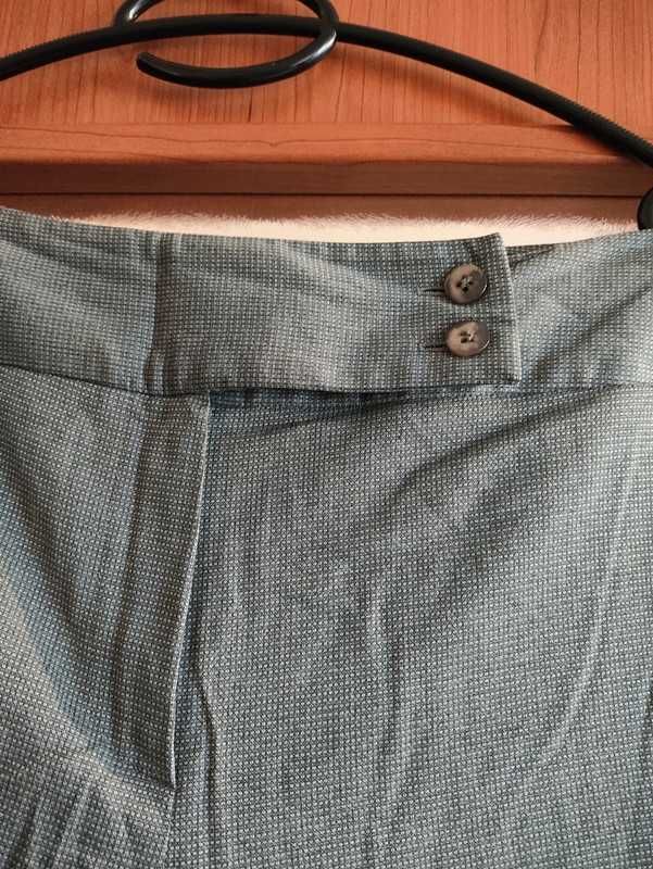 Materiałowe spodnie w drobną kratkę plus size Next
