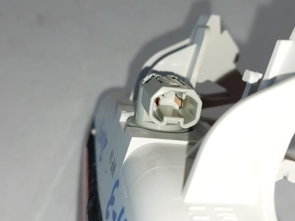 Luz stop adicional / 3º stop MAZDA 3 (BK)