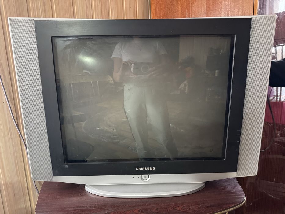 Продам телевізор samsung