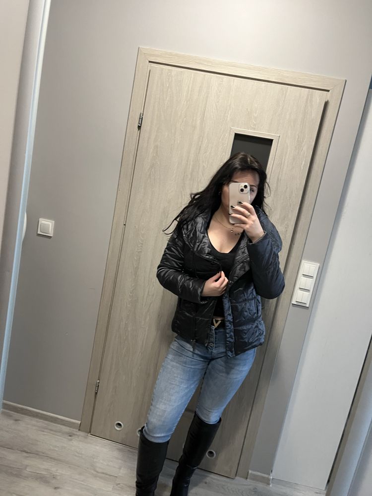 Elegancka Kurtka pikowana Tiffi ze stójką
