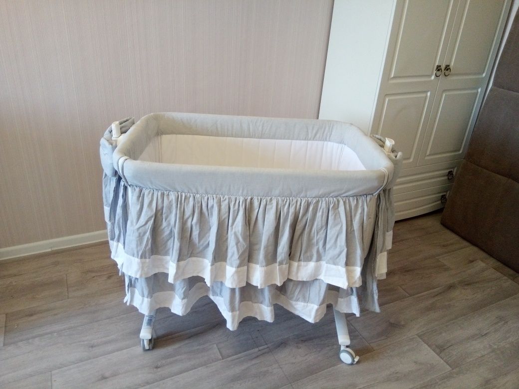Приставне ліжечко люлька Італія cam cullami luxe.Приставная колыбель.