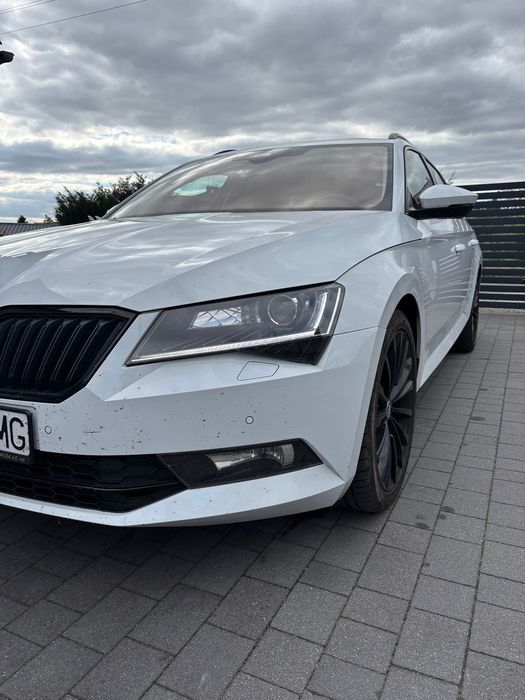 Skoda Superb zarej. Polecam